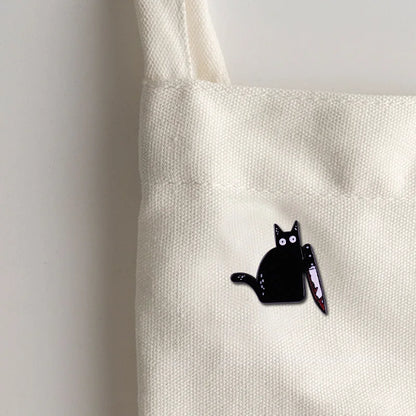 Black-Cat-Slasher Emaille Pin 2,6cm - lfhm.de
